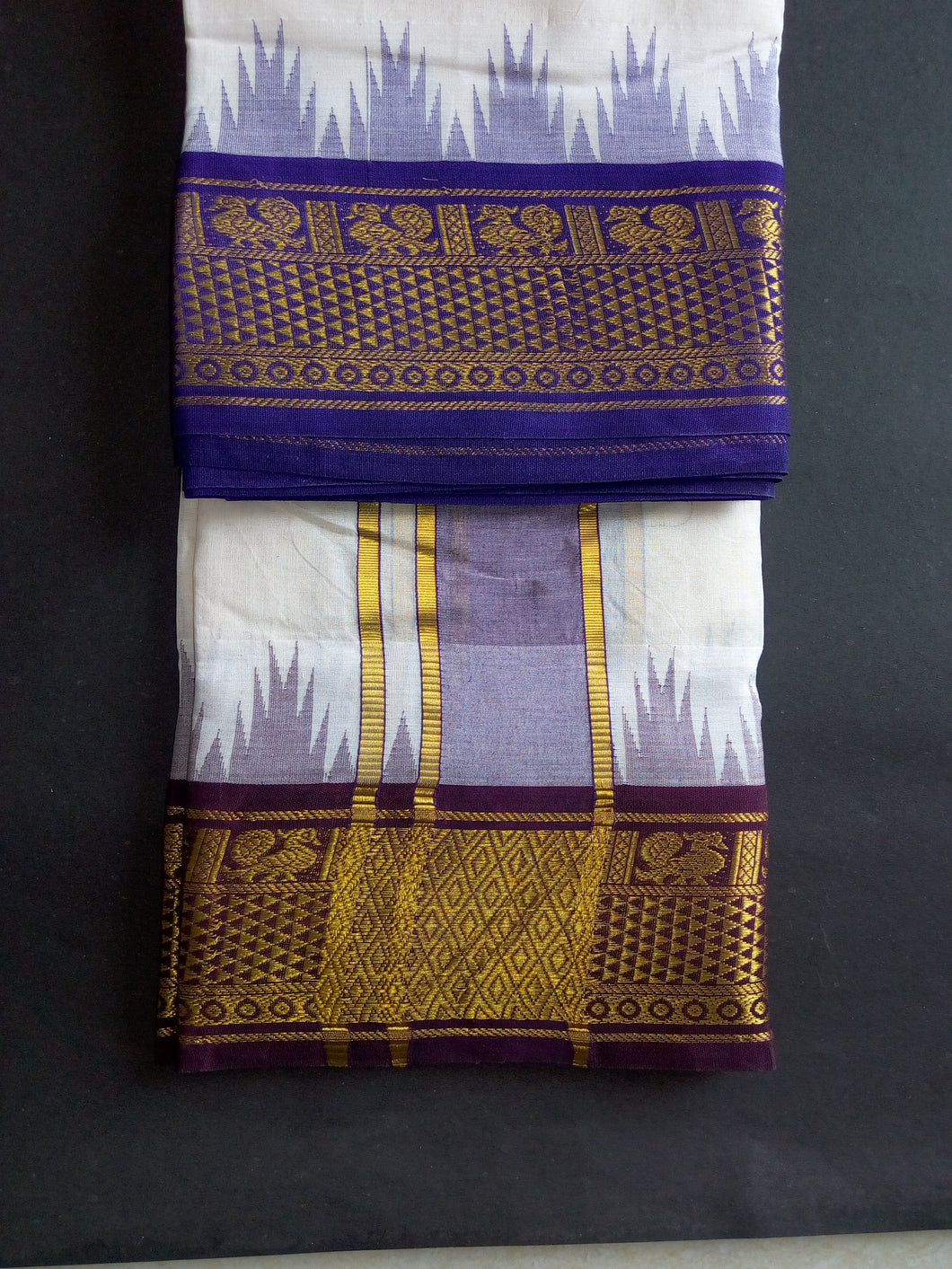 EXD353 Men's Traditional Jacquard Dhoti With Tower & Peacock Border / Unbleach Dhoti Size Mulam 9X5 (or) 4.15 Mtr Dhoti with 2.30 Mtr Angavastram