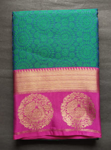 EXD627 Women's Traditional Kora Muslin Saree With Peacock Border / Saree Size 6.25Mtrs including Running Blouse of 0.80Mtr