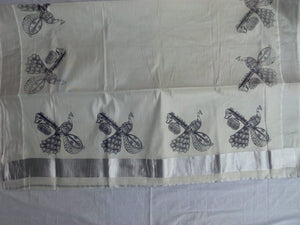 EXS028 100% Kerala Cotton Saree with Peacock Design / 6.25 Mtrs